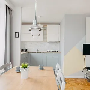 Apartament Shortstaypoland Aleje Jerozolimskie, Warszawa