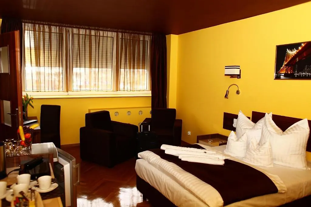 Apartment Bed4City Grojecka Street Poland